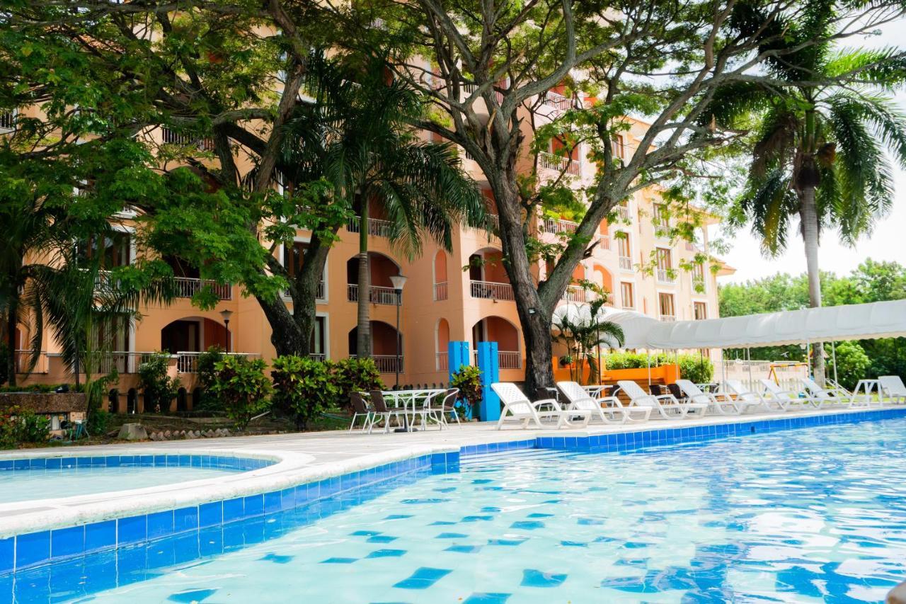 Hotel Penon Suites Girardot Exterior foto