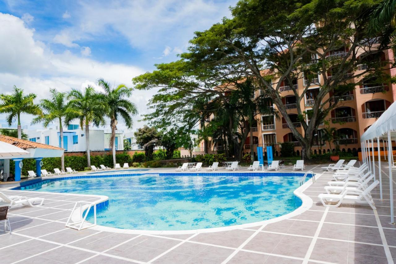 Hotel Penon Suites Girardot Exterior foto