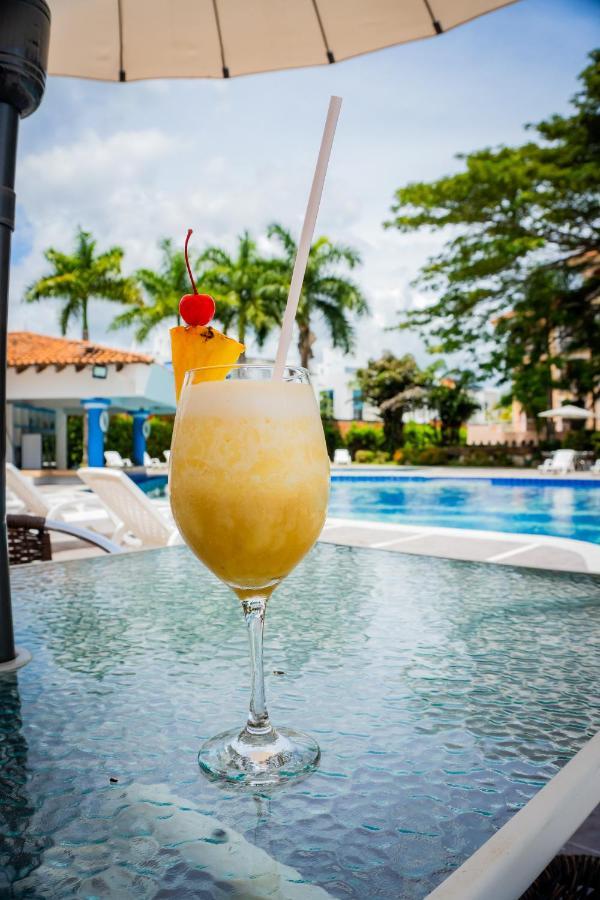 Hotel Penon Suites Girardot Exterior foto