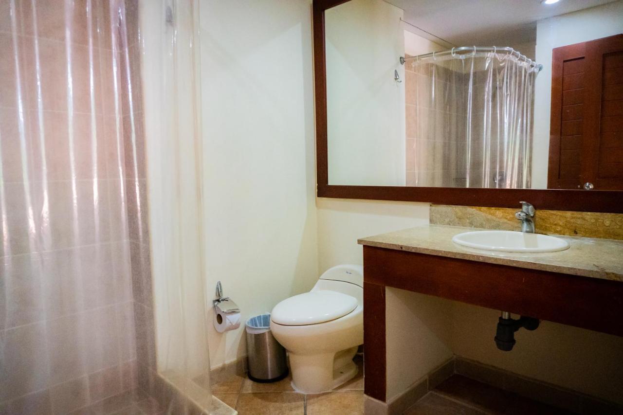 Hotel Penon Suites Girardot Exterior foto