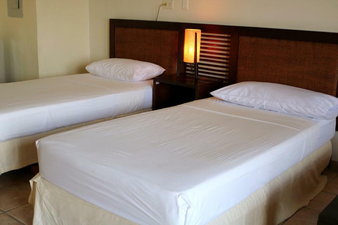 Hotel Penon Suites Girardot Exterior foto